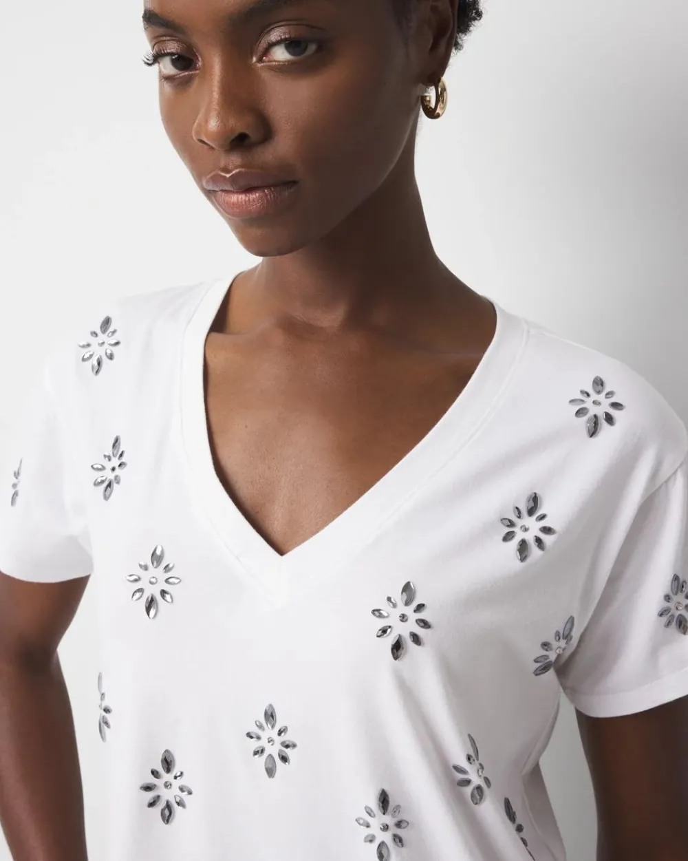 Crystal Embellished Tee*White House Black Market Clearance