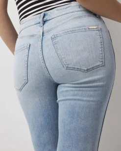 Curvy High-Rise Skinny Jean*White House Black Market Clearance