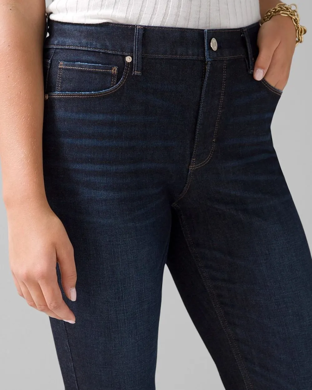 Curvy High-Rise Slim Jeans*White House Black Market Sale