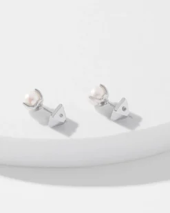 Glass Pearl Stud Earrings*White House Black Market Fashion