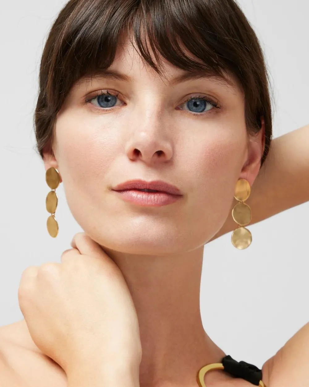 Goldtone Wavy Disc Linear Earrings*White House Black Market Outlet
