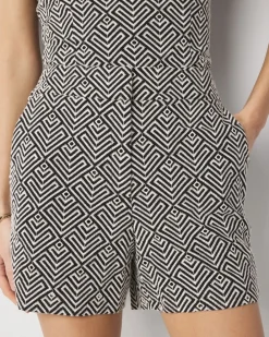 High-Rise Embroidered Short*White House Black Market Outlet