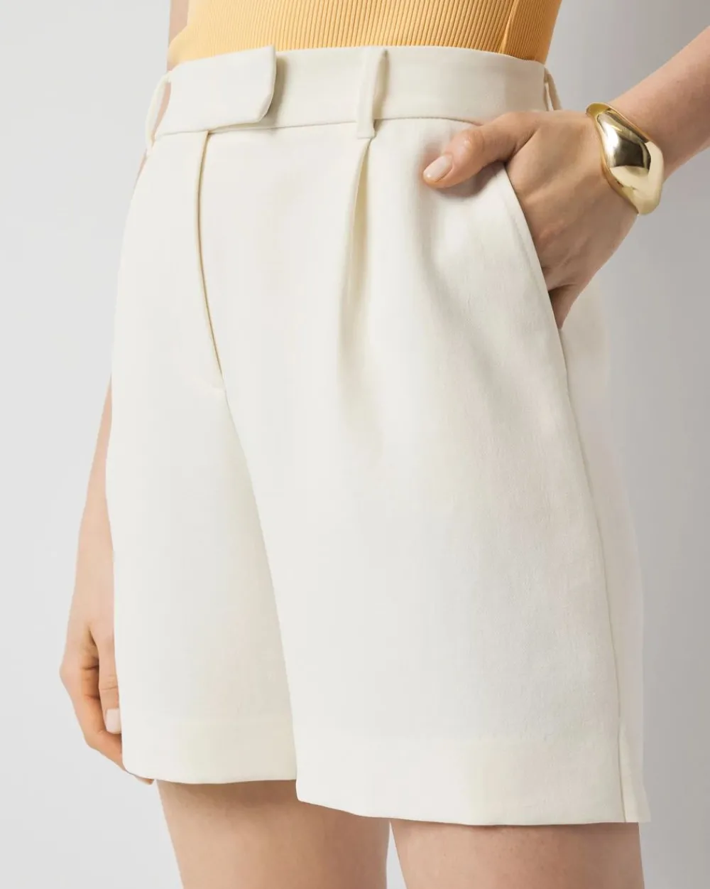 High-Rise Tailored Short*White House Black Market Best