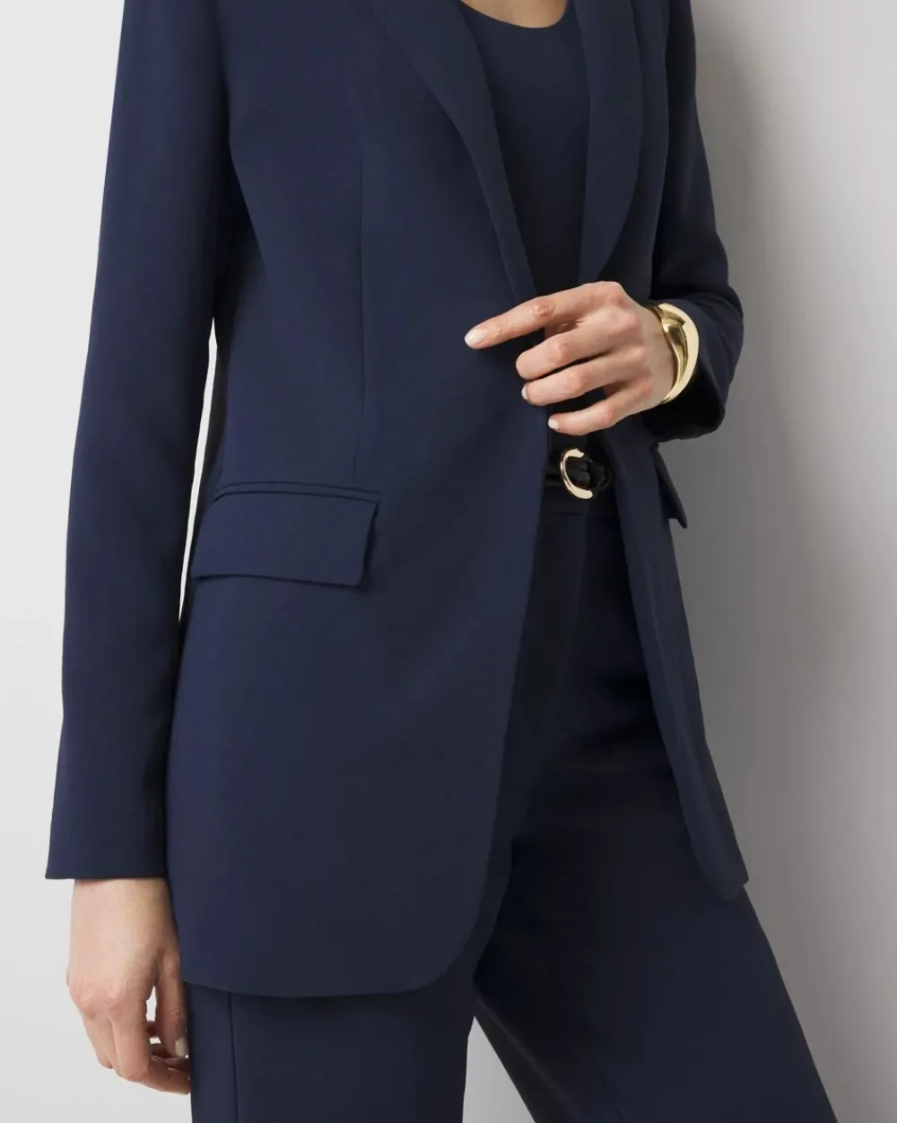 Open Front Blazer*White House Black Market Hot