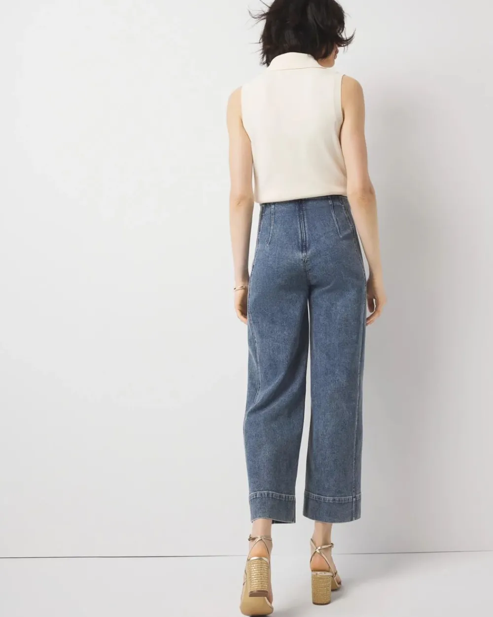 Petite Extra High-Rise Wide Leg Cropped Jean*White House Black Market Online