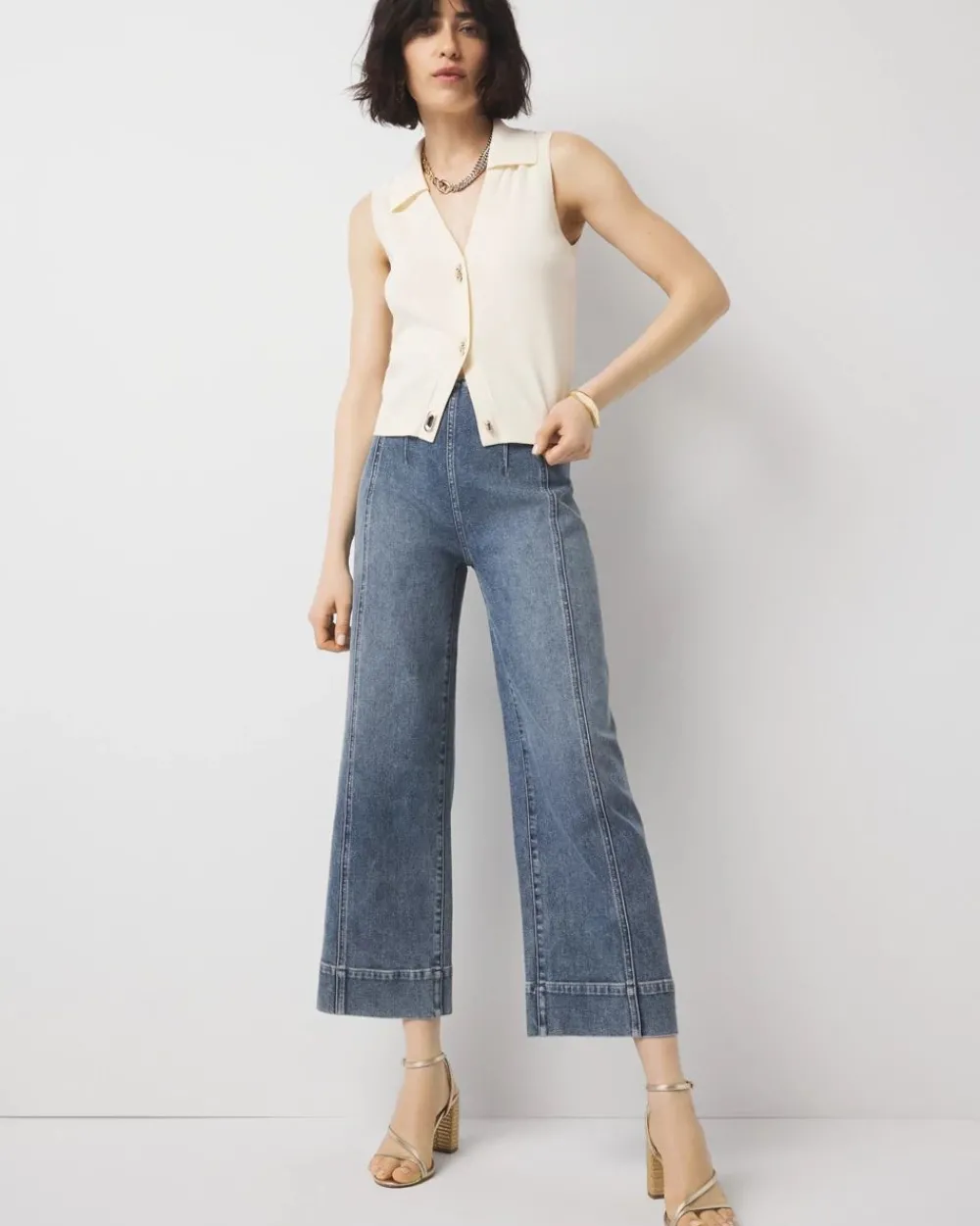 Petite Extra High-Rise Wide Leg Cropped Jean*White House Black Market Online