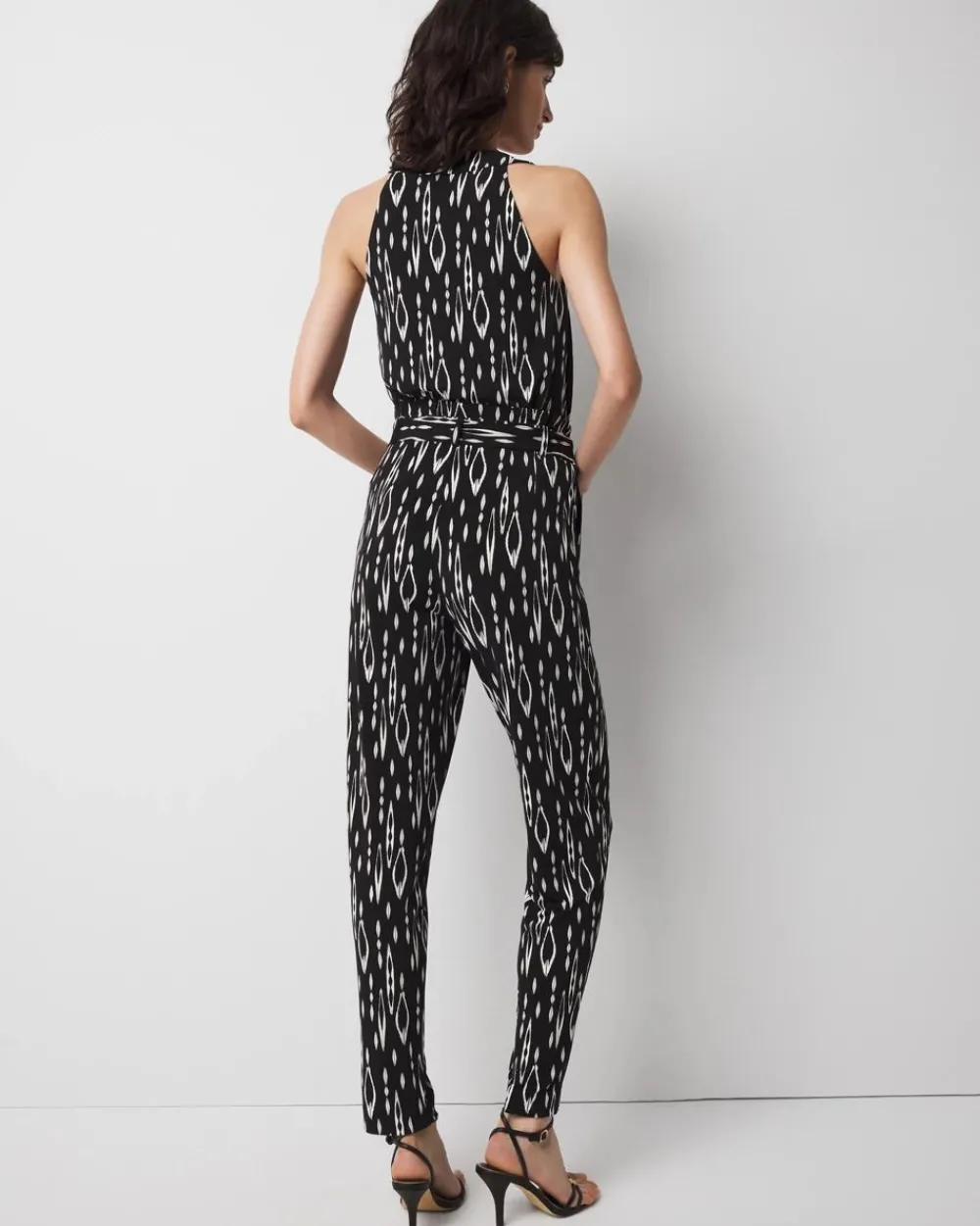 Petite High-Rise Tapered Ankle Pants*White House Black Market Fashion