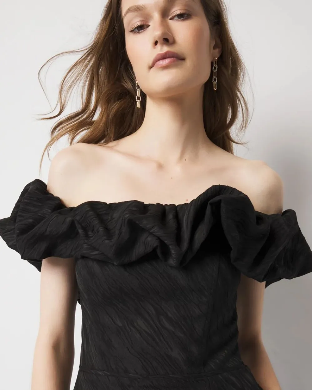 Petite Off-the-Shoulder Jacquard Midi Dress*White House Black Market Fashion