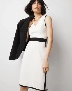 Petite Sleeveless V-Neck Colorblock Sheath Dress*White House Black Market Sale