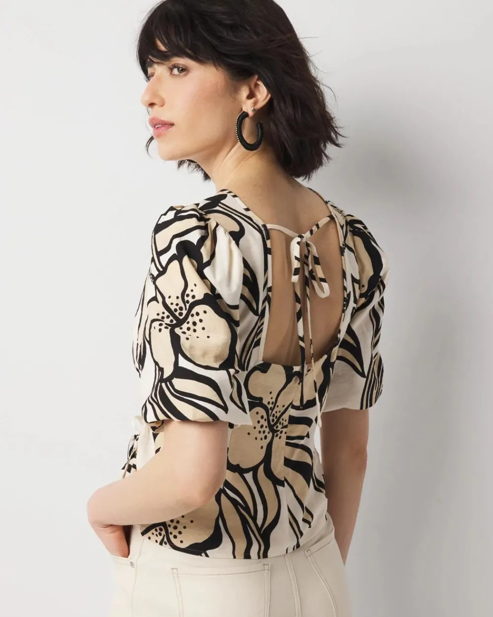 Puff-Sleeve Drawstring Blouse*White House Black Market Best