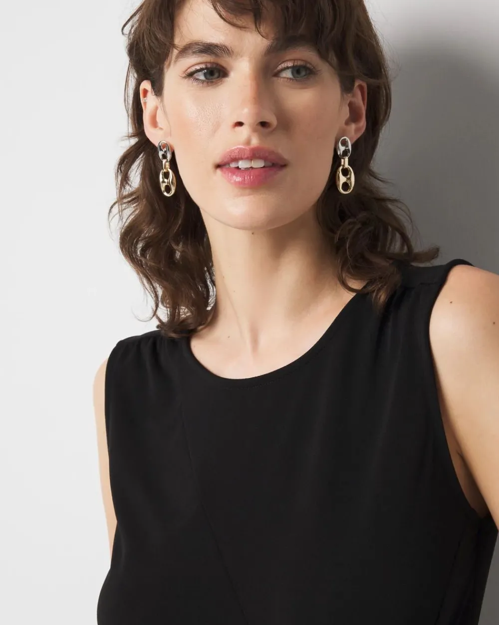 Ring Detail Ruched Tank*White House Black Market New