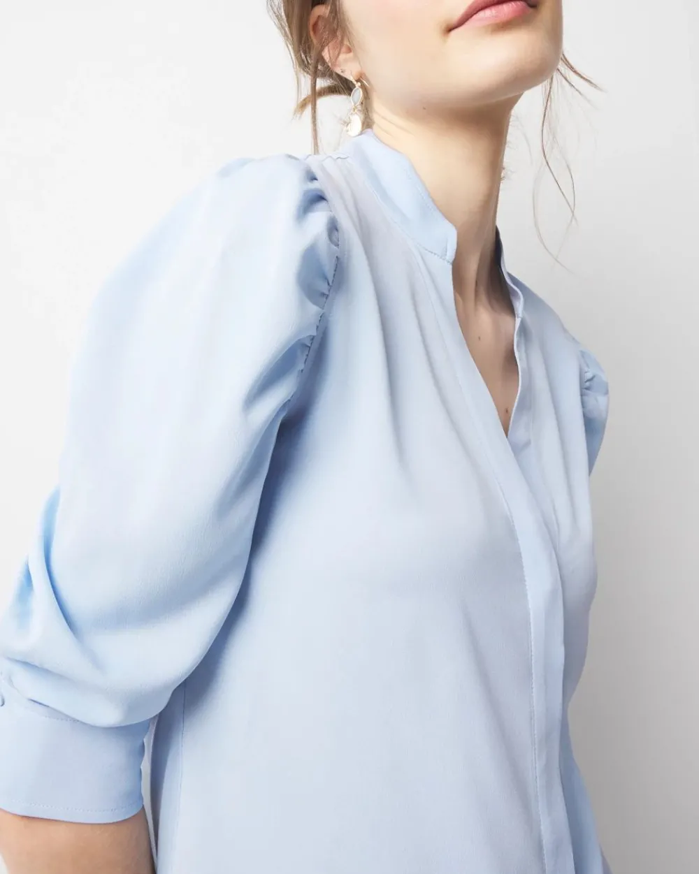 Ruched Sleeve Shirt*White House Black Market New