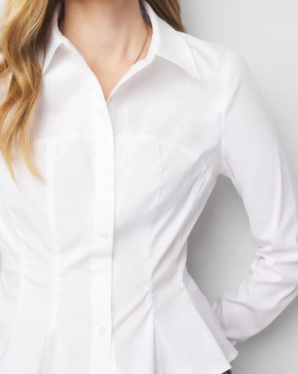 Seamed Poplin Shirt*White House Black Market Hot