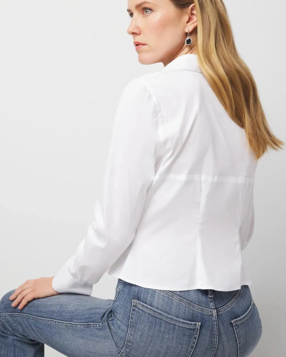 Seamed Poplin Shirt*White House Black Market Hot