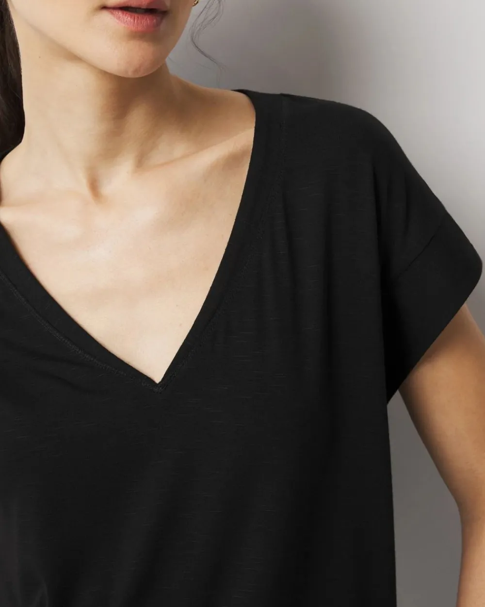 Short Sleeve Power Tee*White House Black Market Clearance