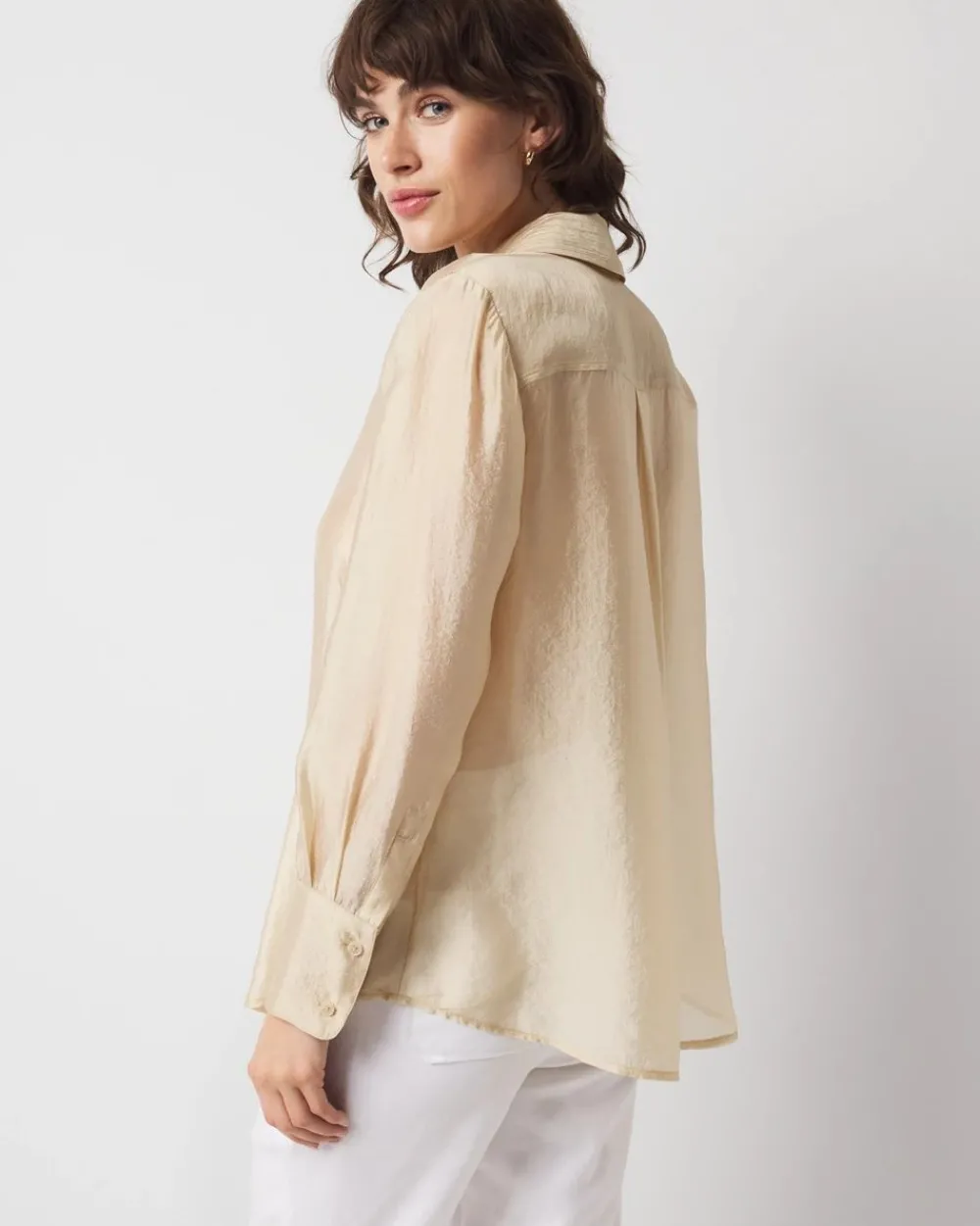 Soft Shirt with Shine*White House Black Market Clearance