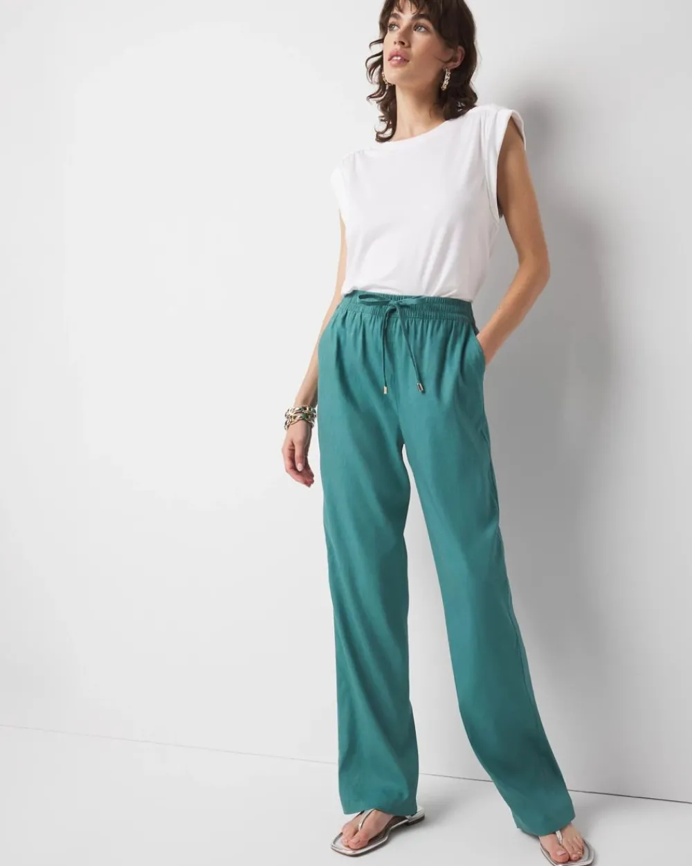 The Everyday Trouser in Linen*White House Black Market Clearance