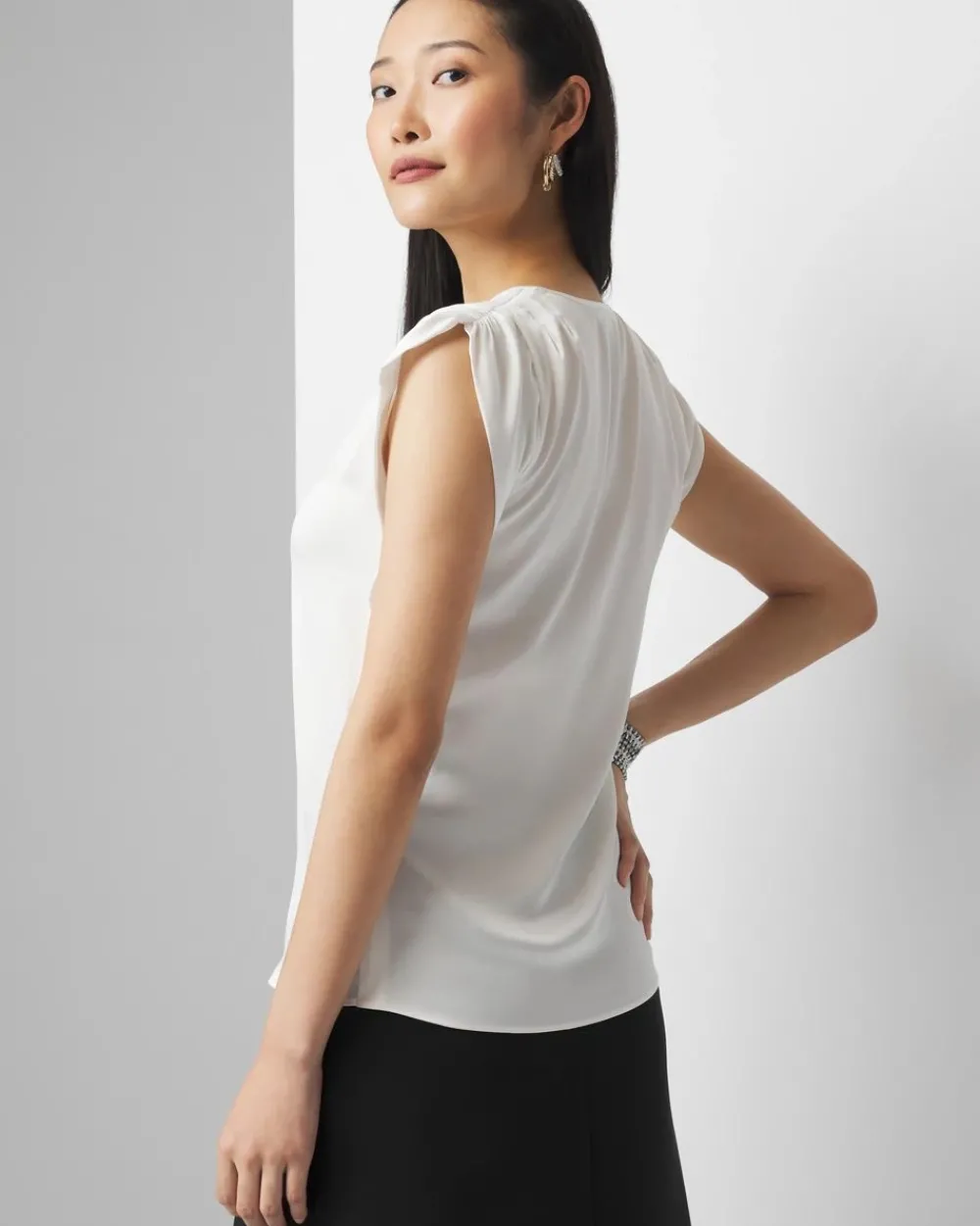 V-neck Ruched Shoulder Shell Top*White House Black Market Sale