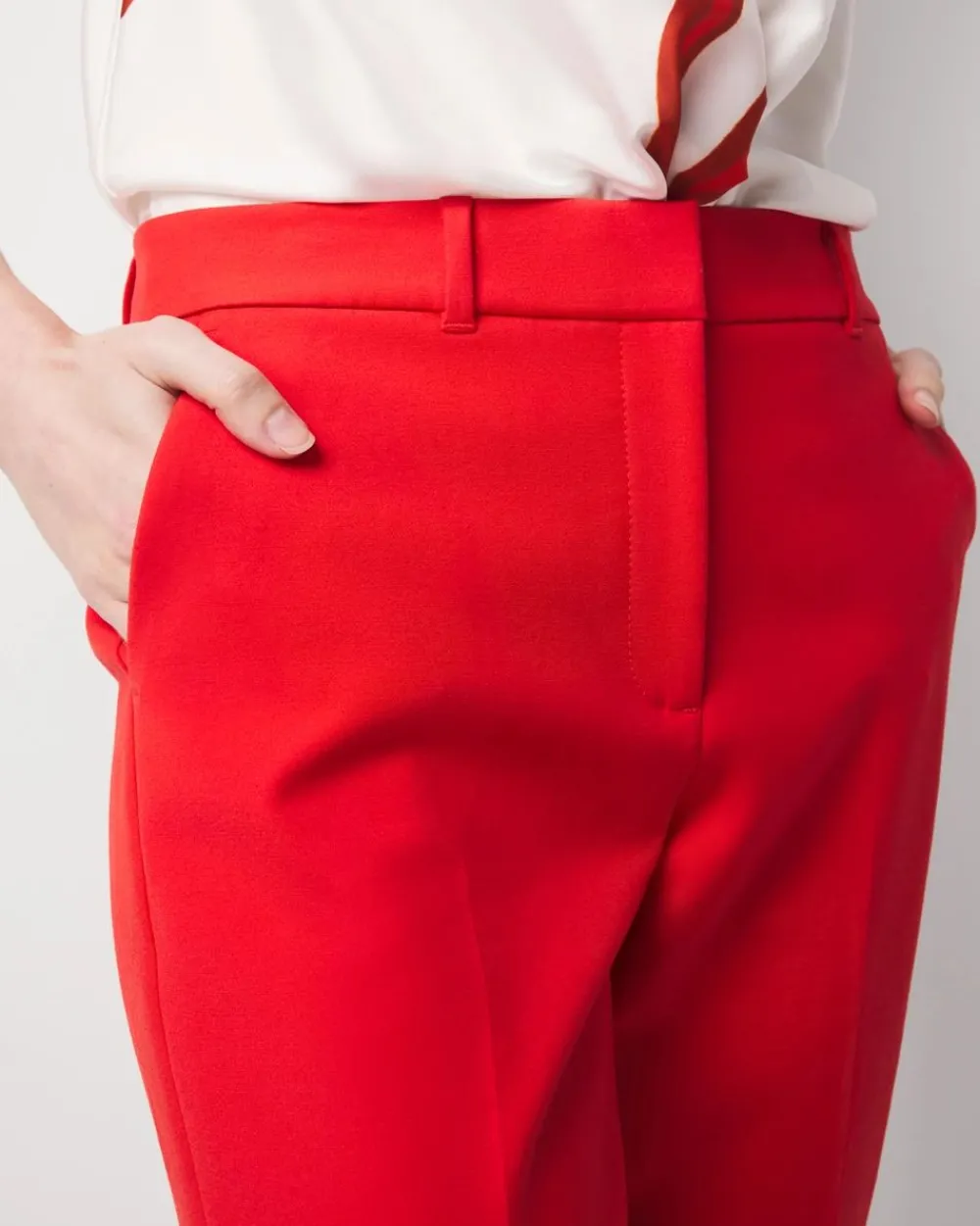 WHBM® Elle Slim Capri Pant*White House Black Market Online