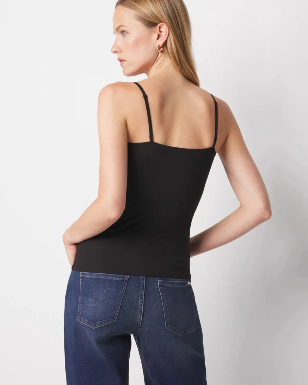 WHBM FORME™ All Ways Stretch V-Neck Cami*White House Black Market Clearance