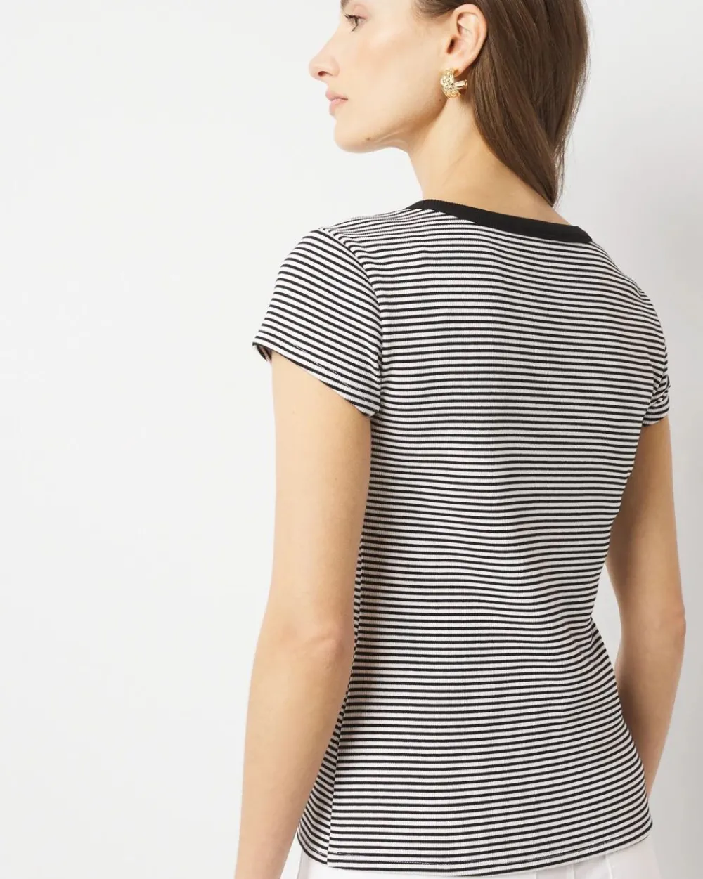 WHBMFORME™ Ribbed Stretch Scoop Neck Tee*White House Black Market New